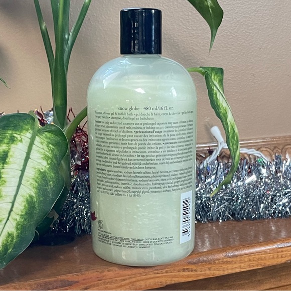 PHILOSOPHY SNOW GLOBE 16oz Shampoo, Shower, & Bath. Factory Sealed. - Picture 2 of 4